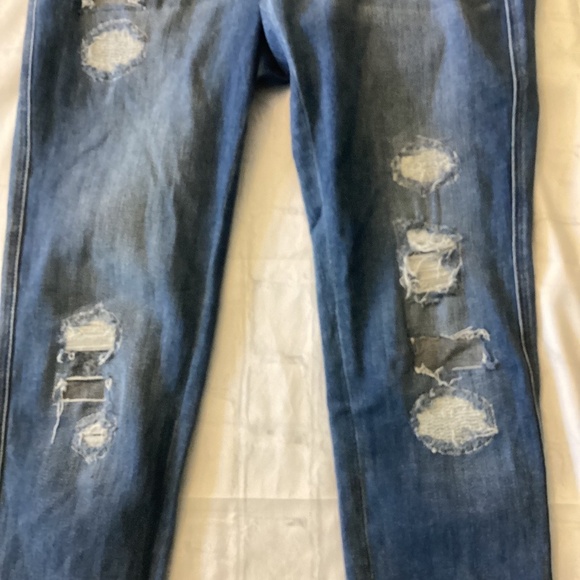PATCH STRETCHY DISTRESSED JEANS (Size: 10) ( Sea Blue) PREOWNED - Picture 3 of 6